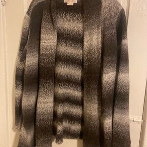 Gradient Gray Women's Sweater